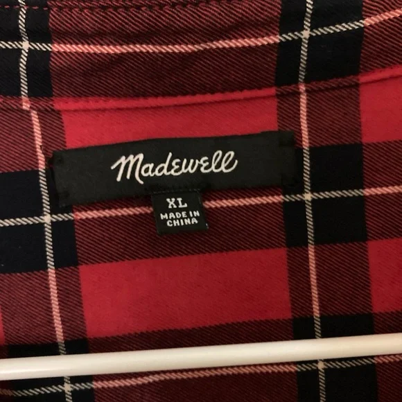 Madewell Red Plaid Short-Sleeve Button-Up Top - Picture 6 of 6
